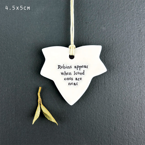 Robbins appear when loved ones are near - Leaf